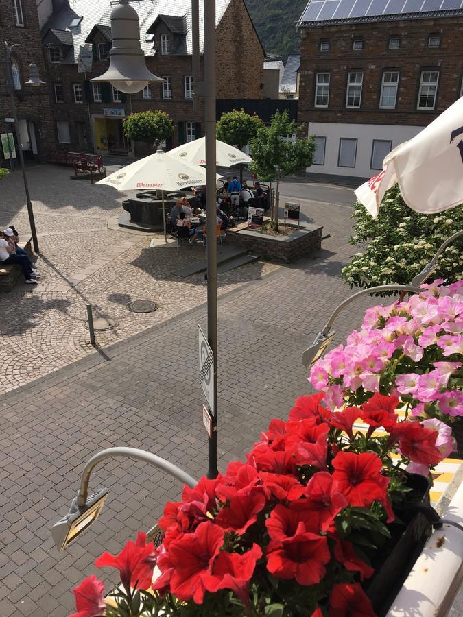 Pension "Am Markt" Treis-Karden Extérieur photo